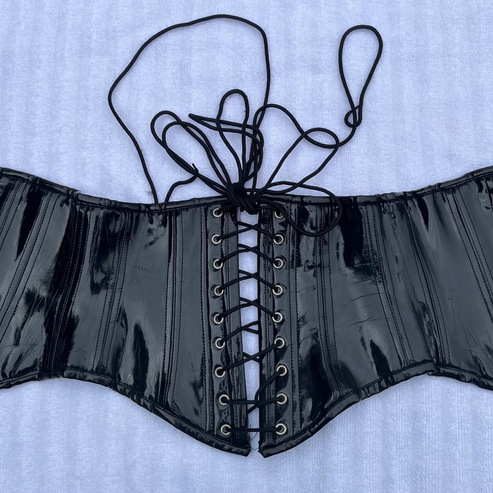 Y2K Leg Avenue Black Vinyl Heavy Duty Waist Trainer/Corset